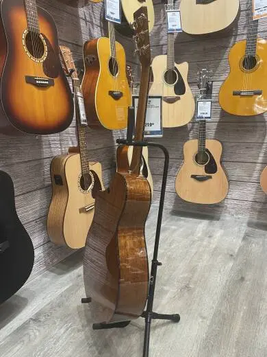 Martin Guitars - SC-18E 2